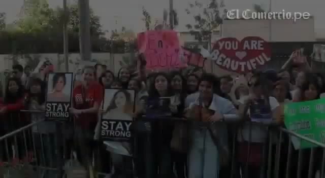 Demi Lovato Llego A Perú Y Saludo A Sus Fans  2012 00166