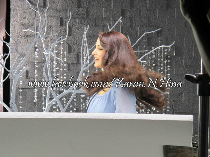 319861_265033973581234_650459960_n