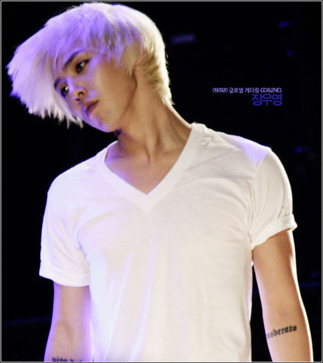 Buna dimineata!Bogdan,dar ce cauti in clasa a 9 a D?