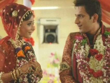 00_00_12 - sara khan wedding in BIGG  BOSS