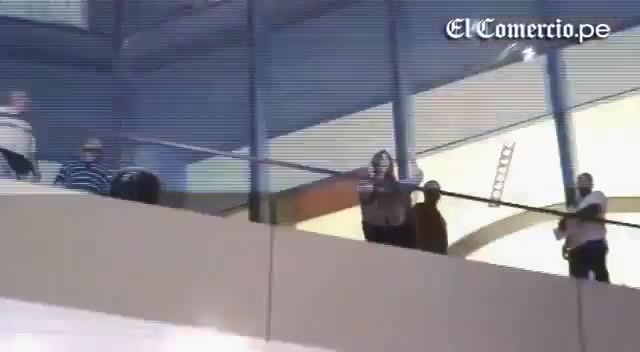 Demi Lovato Llego A Perú Y Saludo A Sus Fans  2012 11615 - Demi - Llego A Peru Y Saludo A Sus Fans 2012 Part o23