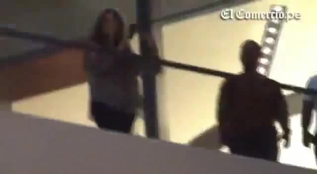Demi Lovato Llego A Perú Y Saludo A Sus Fans  2012 12395