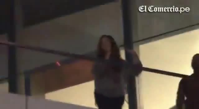 Demi Lovato Llego A Perú Y Saludo A Sus Fans  2012 12524