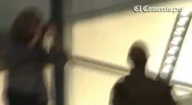 Demi Lovato Llego A Perú Y Saludo A Sus Fans  2012 14922