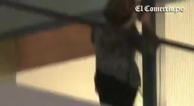 Demi Lovato Llego A Perú Y Saludo A Sus Fans  2012 15009