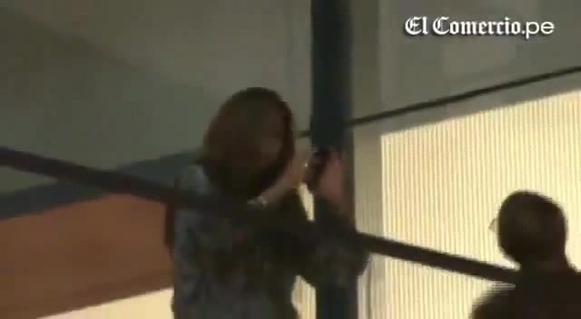 Demi Lovato Llego A Perú Y Saludo A Sus Fans  2012 15311