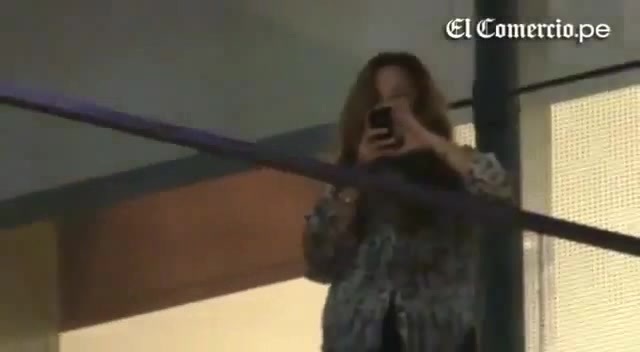 Demi Lovato Llego A Perú Y Saludo A Sus Fans  2012 16403