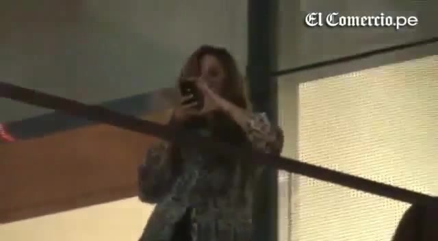 Demi Lovato Llego A Perú Y Saludo A Sus Fans  2012 17201