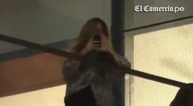 Demi Lovato Llego A Perú Y Saludo A Sus Fans  2012 17431