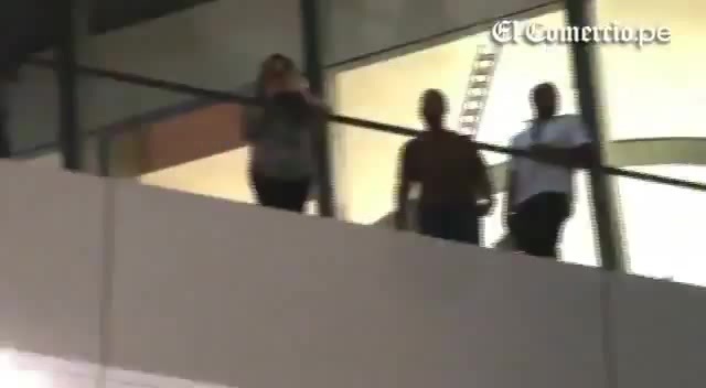 Demi Lovato Llego A Perú Y Saludo A Sus Fans  2012 18925 Demi Lovato Llego A Perú Y Saludo A Sus Fans  2012 18925