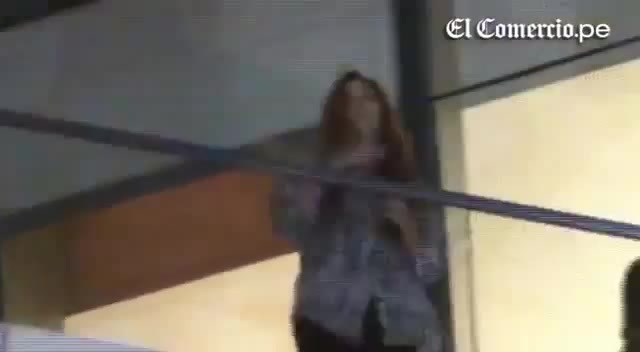 Demi Lovato Llego A Perú Y Saludo A Sus Fans  2012 19541