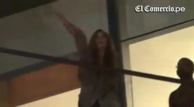 Demi Lovato Llego A Perú Y Saludo A Sus Fans  2012 19722