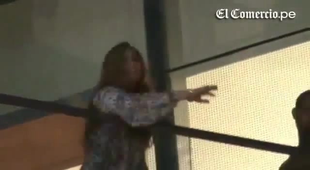 Demi Lovato Llego A Perú Y Saludo A Sus Fans  2012 22417