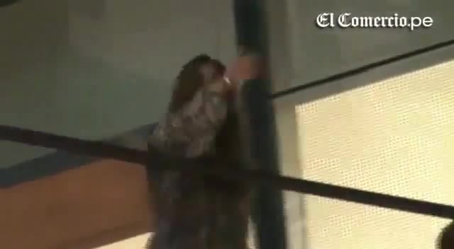 Demi Lovato Llego A Perú Y Saludo A Sus Fans  2012 22502