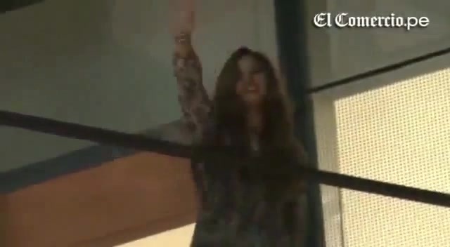 Demi Lovato Llego A Perú Y Saludo A Sus Fans  2012 22620