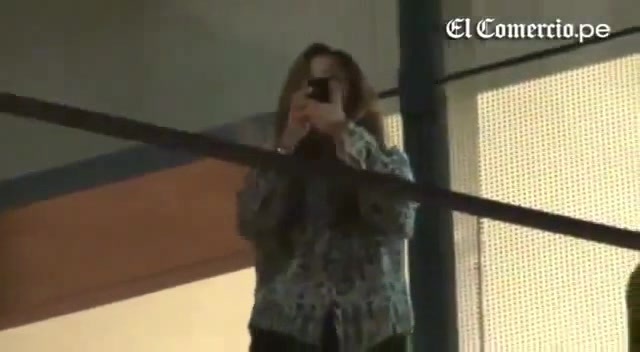 Demi Lovato Llego A Perú Y Saludo A Sus Fans  2012 28061 - Demi - Llego A Peru Y Saludo A Sus Fans 2012 Part o55