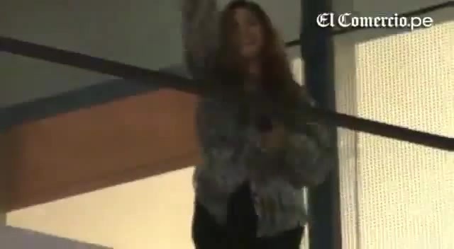 Demi Lovato Llego A Perú Y Saludo A Sus Fans  2012 28504