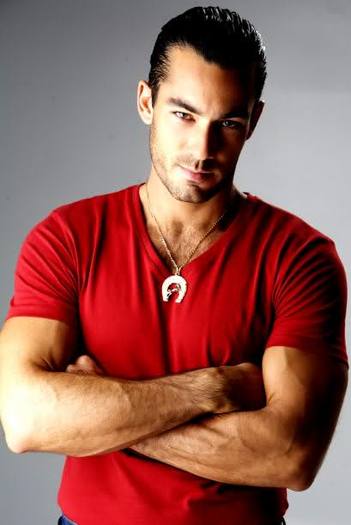  - Aaron Diaz