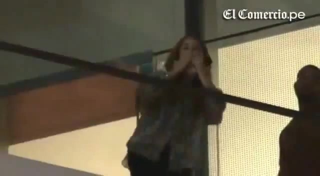 Demi Lovato Llego A Perú Y Saludo A Sus Fans  2012 29569 Demi Lovato Llego A Perú Y Saludo A Sus Fans  2012 29569