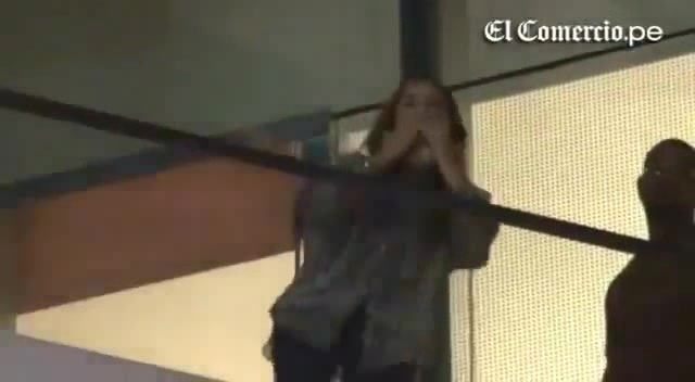 Demi Lovato Llego A Perú Y Saludo A Sus Fans  2012 29597 - Demi - Llego A Peru Y Saludo A Sus Fans 2012 Part o58