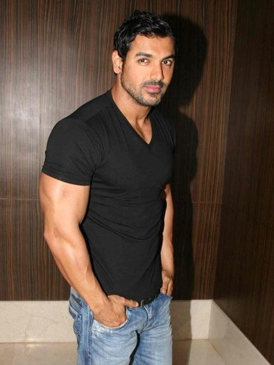 john-abraham-e1289557124426 - 0 Jhon Abraham