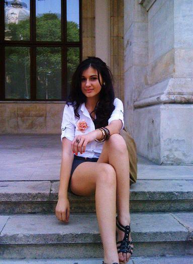 408356_105540709567267_100003340152816_31997_1873252409_n