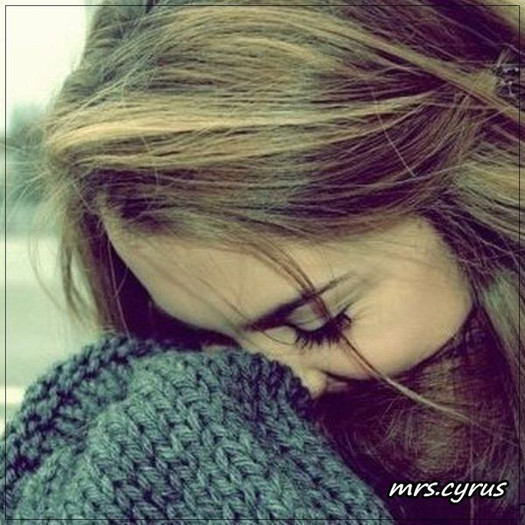 Imi este dor de mami :(