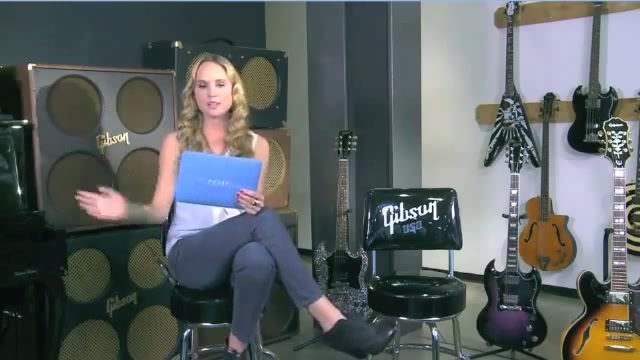 Demi Lovato Acuvue Live Chat - May 16_ 2012 000636