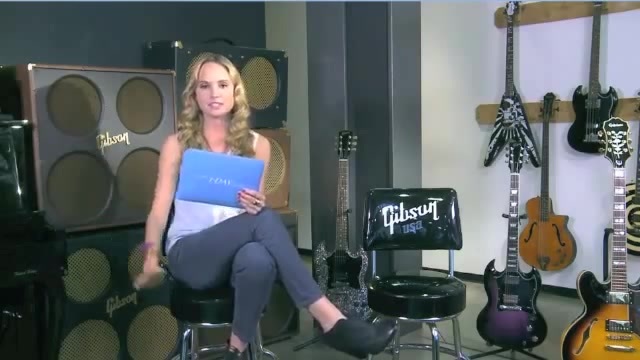 Demi Lovato Acuvue Live Chat - May 16_ 2012 000651