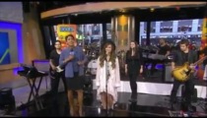 Demi Lovato - Skyscraper Performance Good Morning America (39)