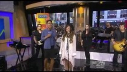 Demi Lovato - Skyscraper Performance Good Morning America (42)