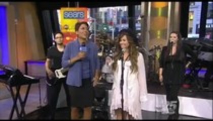 Demi Lovato - Skyscraper Performance Good Morning America (44)