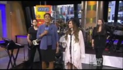 Demi Lovato - Skyscraper Performance Good Morning America (52)
