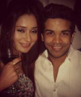 543390_117235175080342_100003815791372_93879_1689708952_a