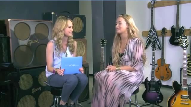 Demi Lovato Acuvue Live Chat - May 16_ 2012 010020 - Demi - Acuvue Live Chat - May 16 2012 Part o20