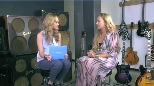 Demi Lovato Acuvue Live Chat - May 16_ 2012 011493