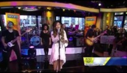 Demi Lovato - Skyscraper Performance Good Morning America (1939)