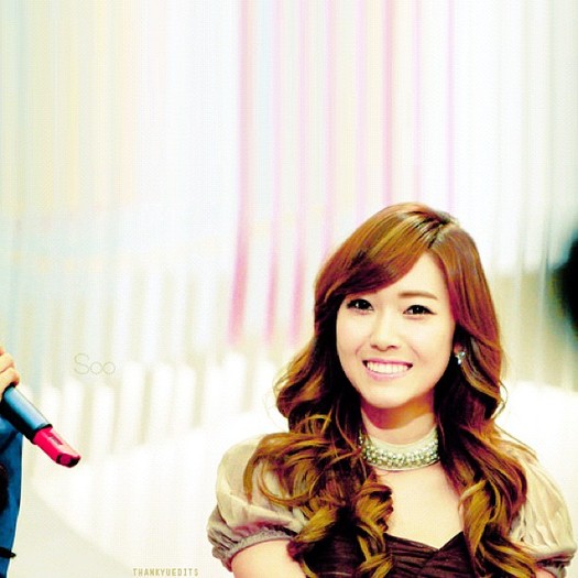 cffc1c84823711e181bd12313817987b_7 - Jessica o