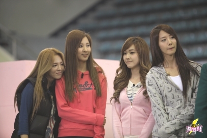 tumblr_lue00dE1H41qh8dh2o2_500 - SNSD