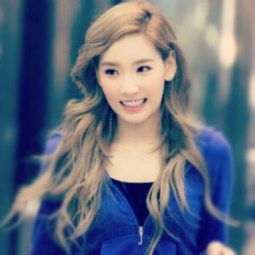32e4b3b0825111e1be6a12313820455d_7 - Taeyeon o