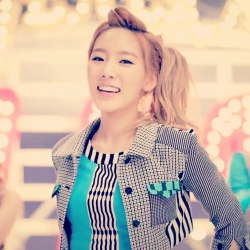 tumblr_m3alu0jnp11ro9cix - Taeyeon o