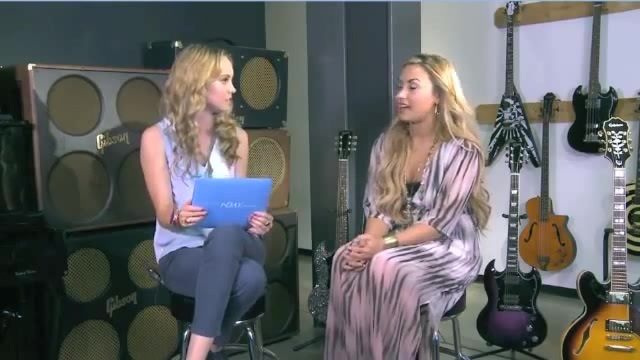 Demi Lovato Acuvue Live Chat - May 16_ 2012 019550