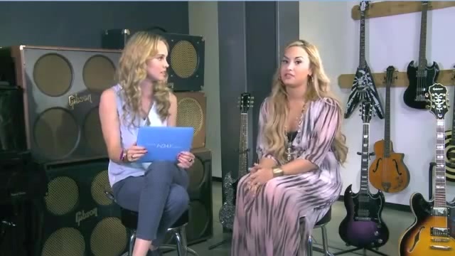 Demi Lovato Acuvue Live Chat - May 16_ 2012 019613