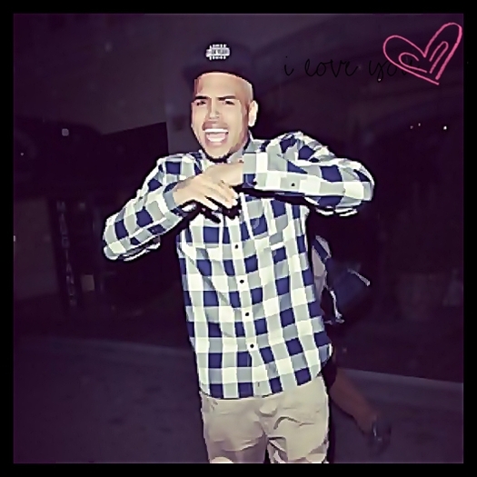 Da` unde pleci baby asa? [mergand dupa ea]