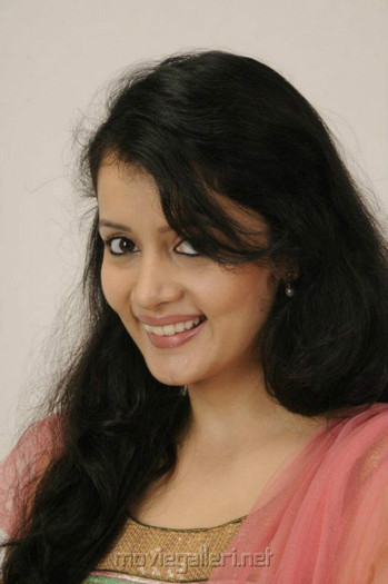 556167_229039640544611_100003157303250_414822_485230008_n