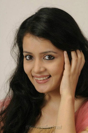 561377_229038503878058_100003157303250_414780_323309246_n