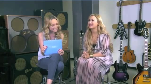 Demi Lovato Acuvue Live Chat - May 16_ 2012 026797 - Demi - Acuvue Live Chat - May 16 2012 Part o53