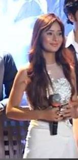 398789_287806607978564_100002476828719_622748_1780206909_n - sara khan 7