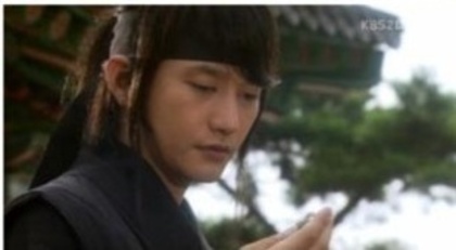 Da,trebuie sa ii salvezi viata!