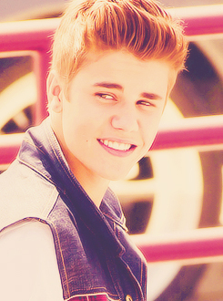 :)) k m-am plictisit =]]]  [si pleaca]